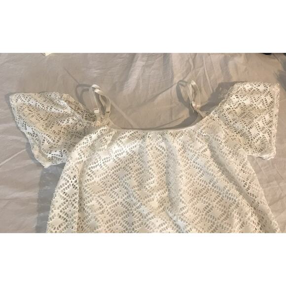 Maurices off the shoulder top xs - Picture 3 of 6